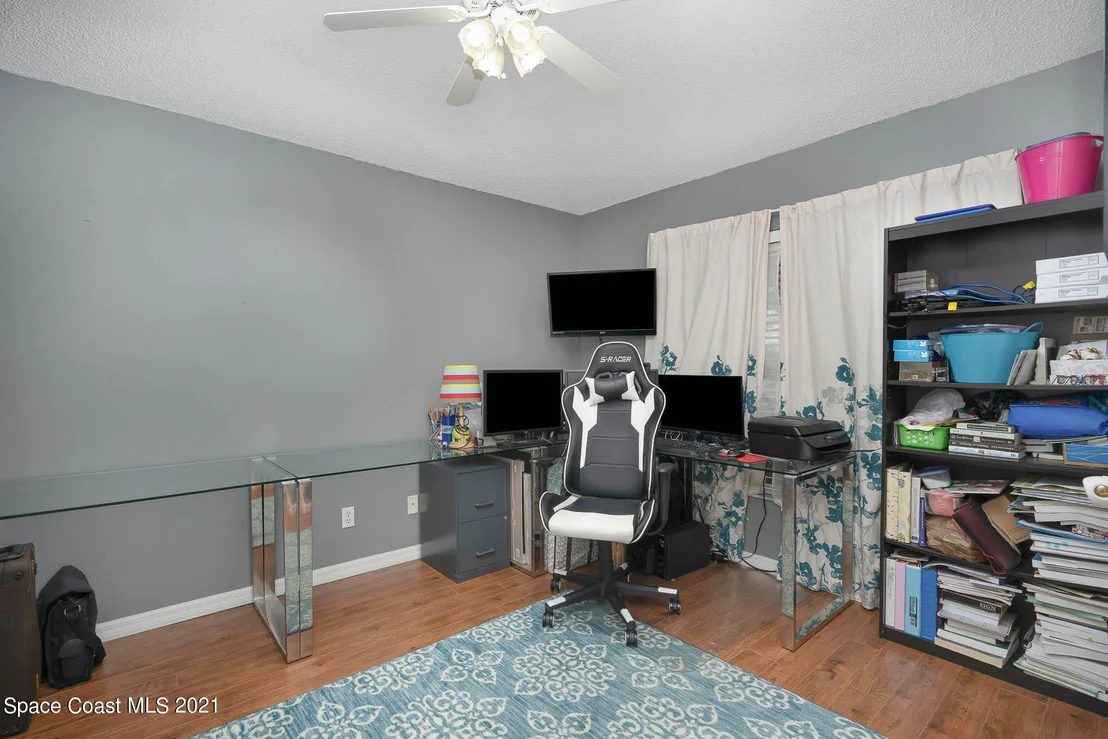 Photo of 1391 Olde Bailey Lane