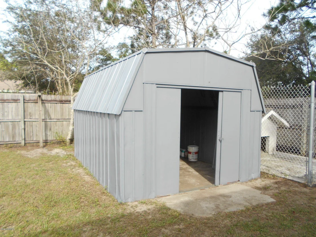 Photo of 711 SE Airoso Road