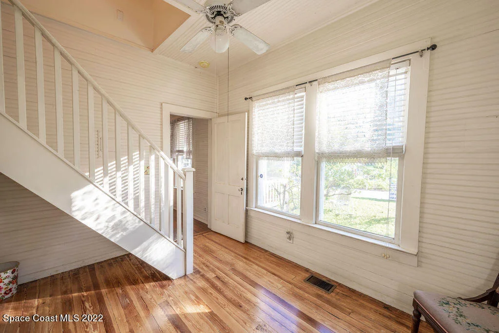 Photo of 1698 Guava Avenue