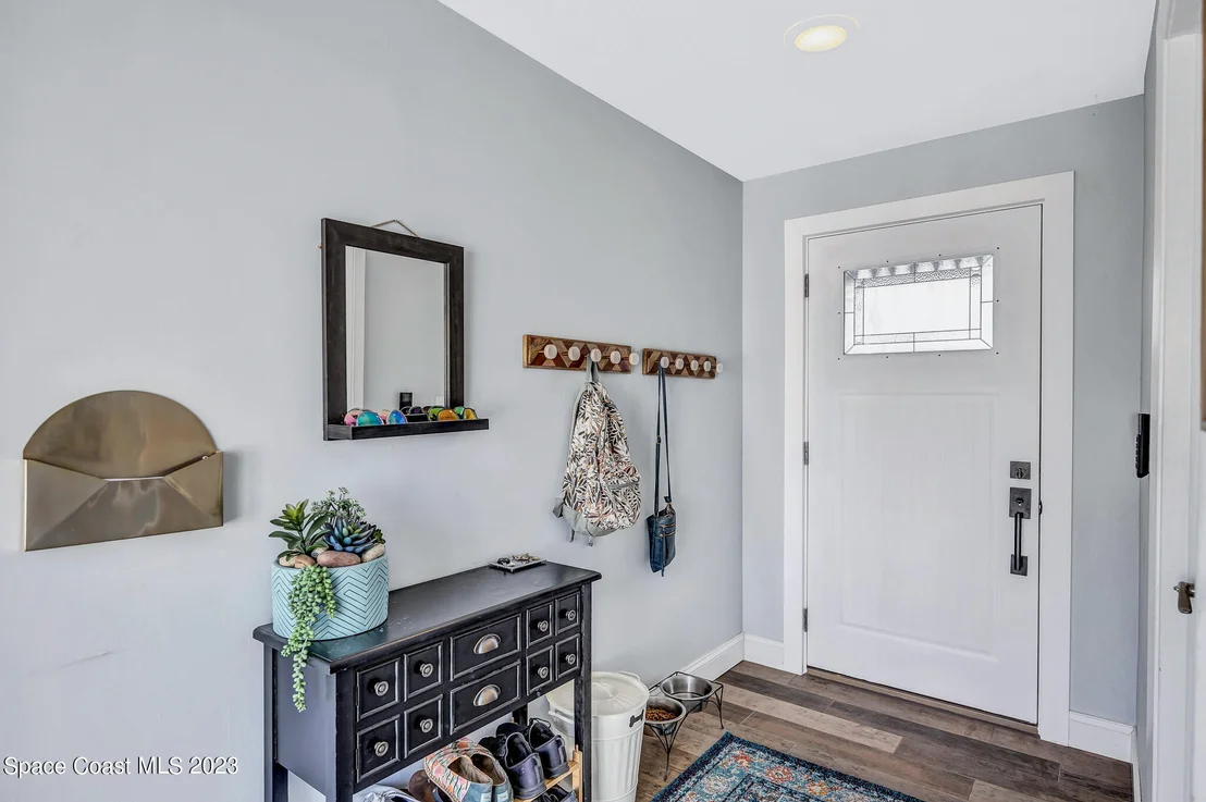 Photo of 245 Applewood Circle