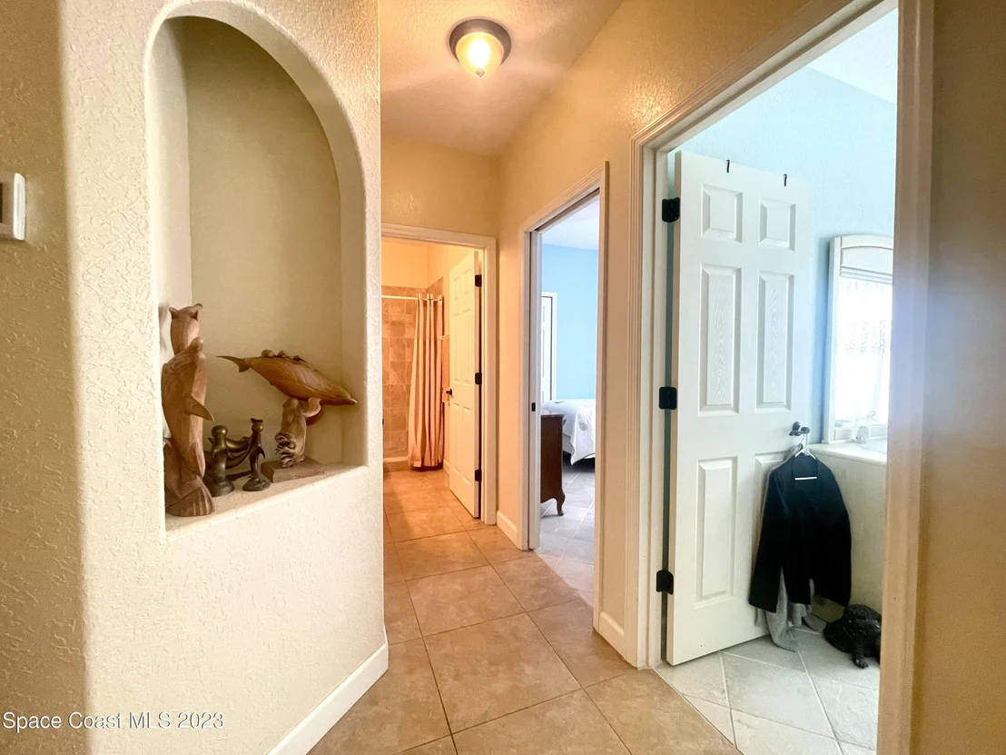 Photo of 471 Carley Lane