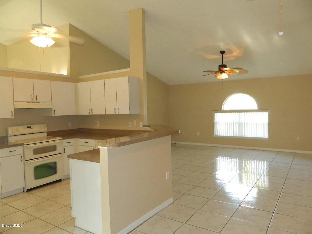 Photo of 1193 Meadow Lake Road