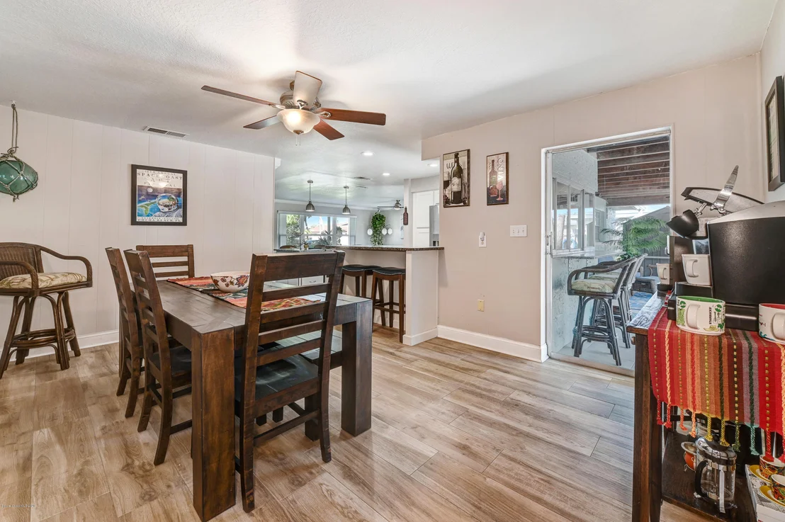 Photo of 205 Rose Drive