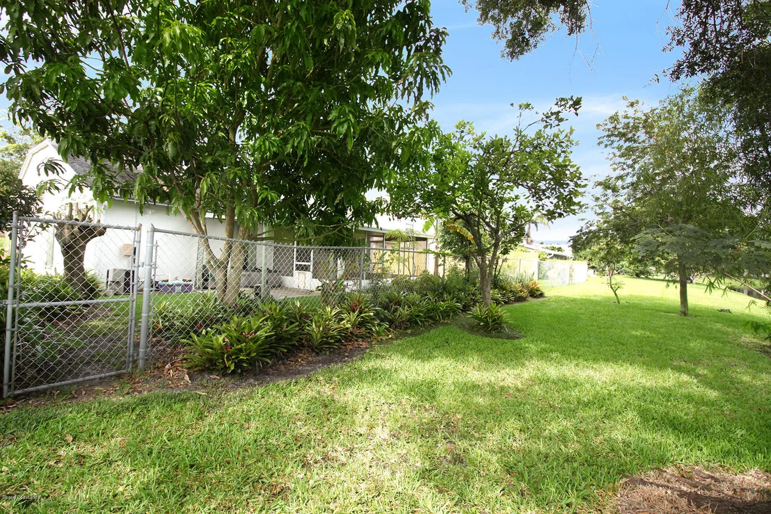 Photo of 1679 Clover Circle