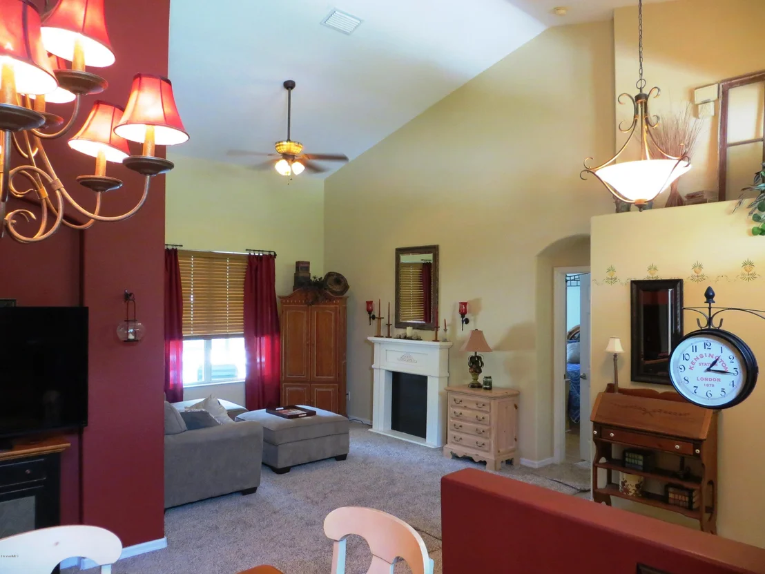 Photo of 1520 Whitman Drive