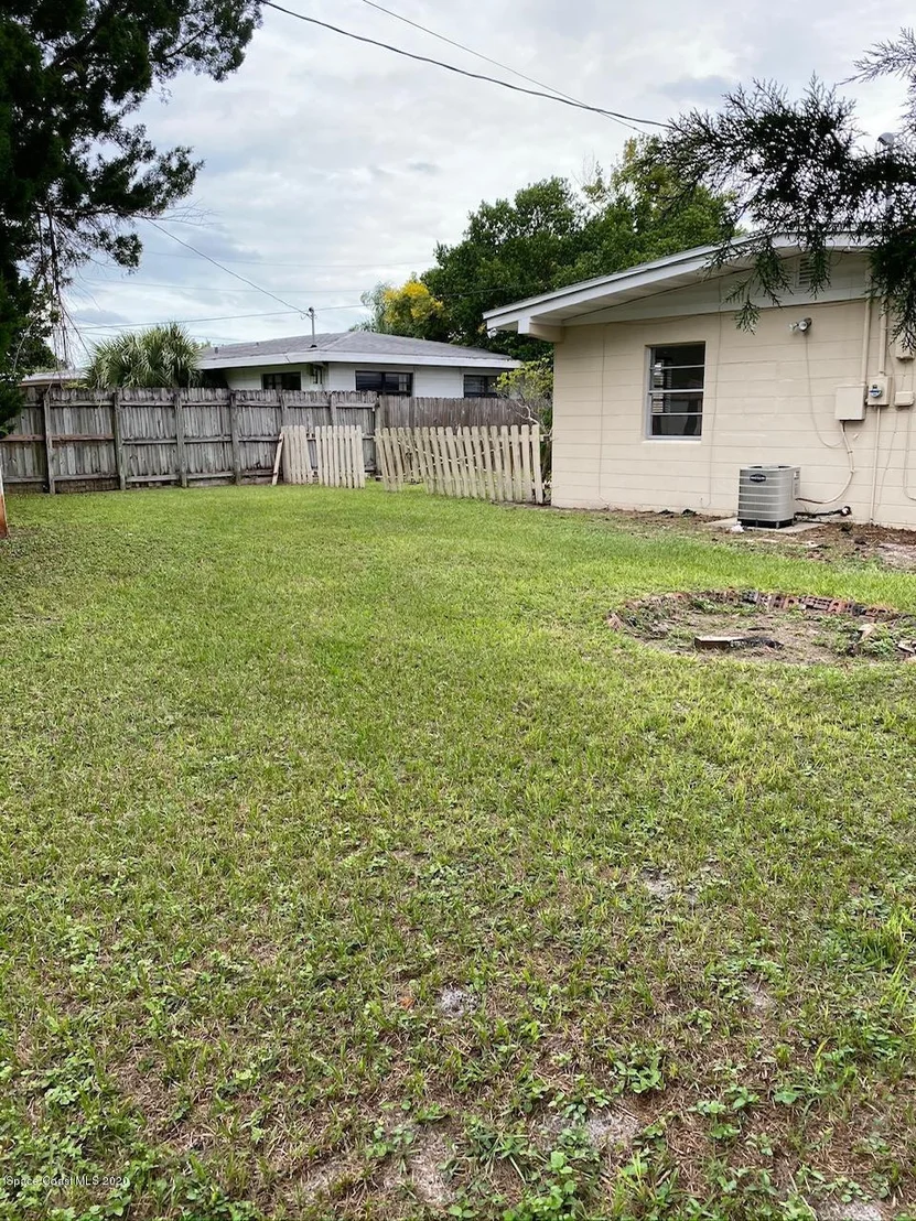 Photo of 920 Glenmore Circle