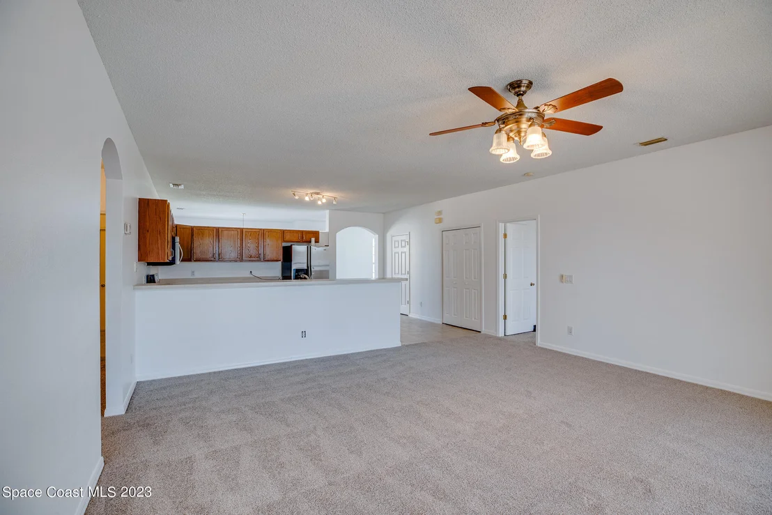 Photo of 1331 Hideaway Lane