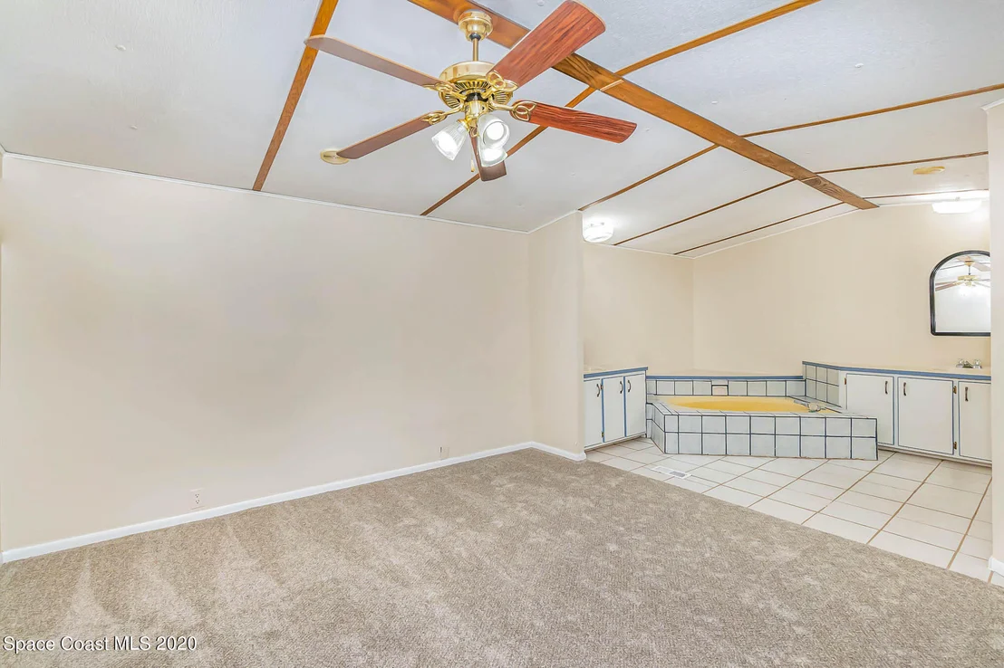 Photo of 131 Vanguard Circle