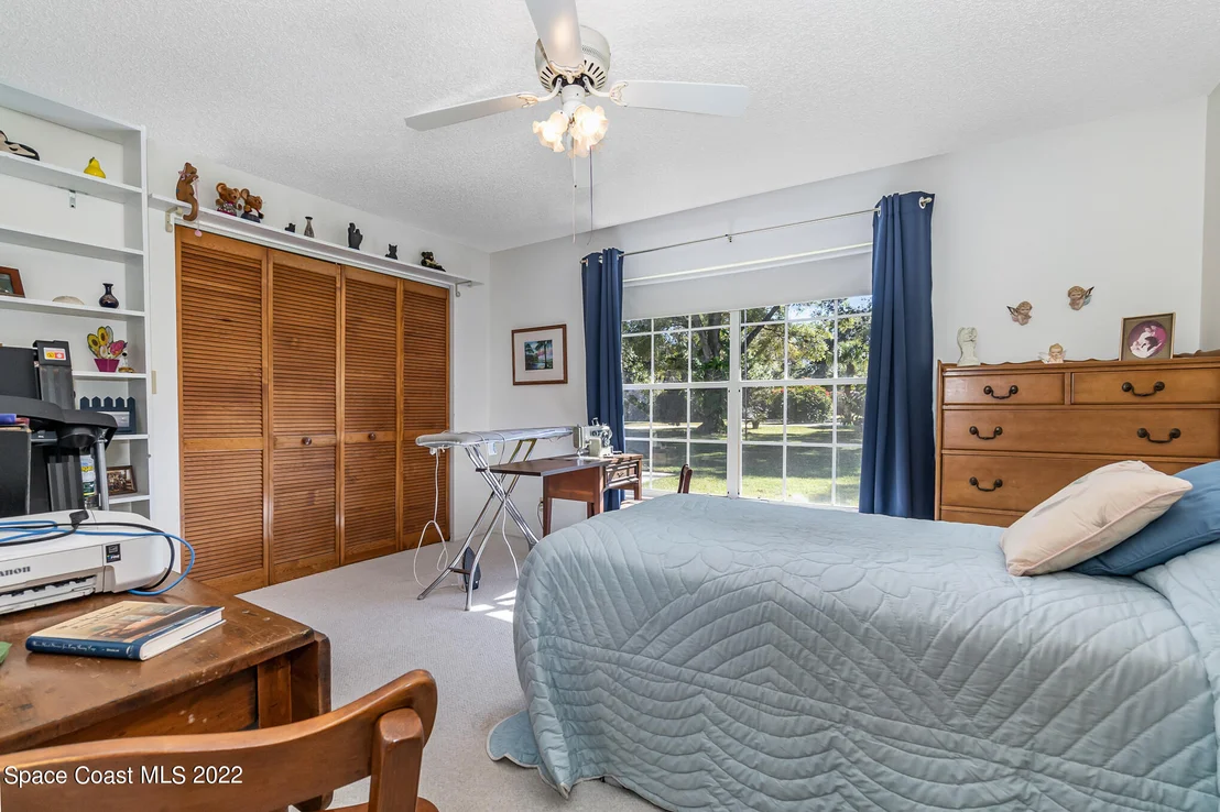 Photo of 4050 Burkholm Road