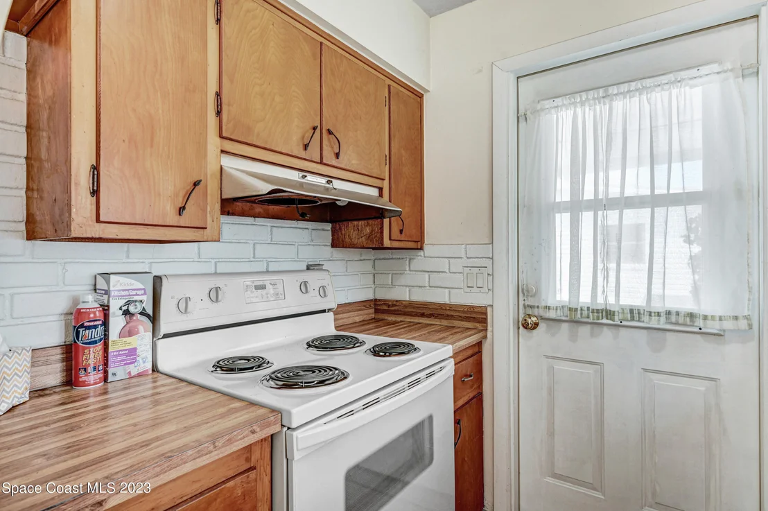 Photo of 1359 Ashwood Drive