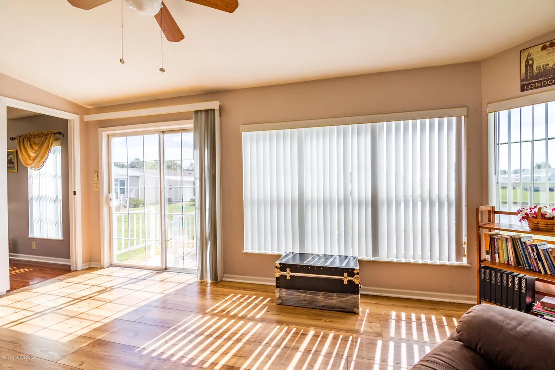 Photo of 434 Outer Drive