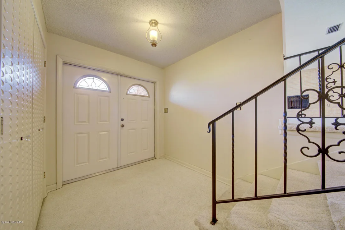 Photo of 381 Chester Drive