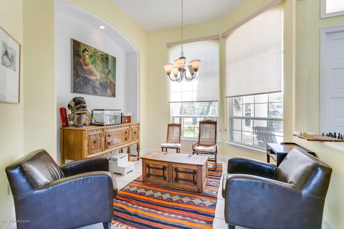 Photo of 330 Newport Drive