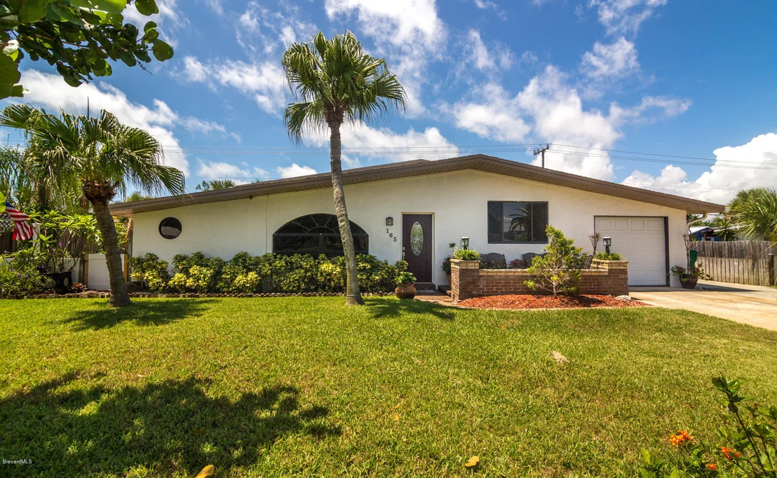Photo of 165 Cinnamon Drive