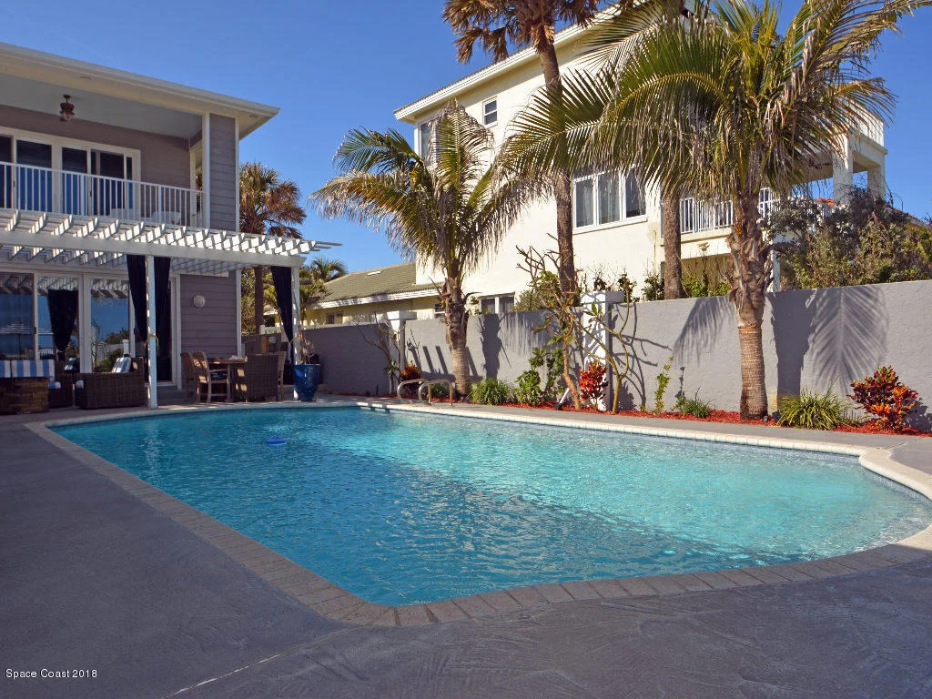 Photo of 745 Beach Street