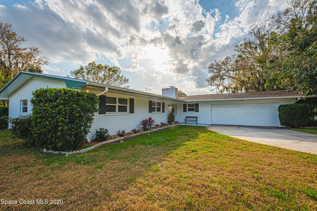 Photo of 1945 Trimble Road