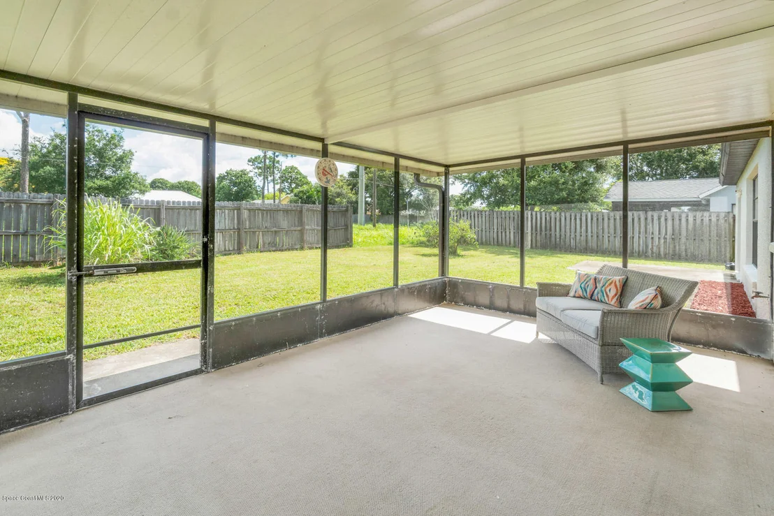 Photo of 908 Jamestown Drive