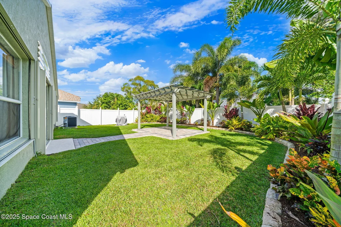 Photo of 574 Sedgewood Circle
