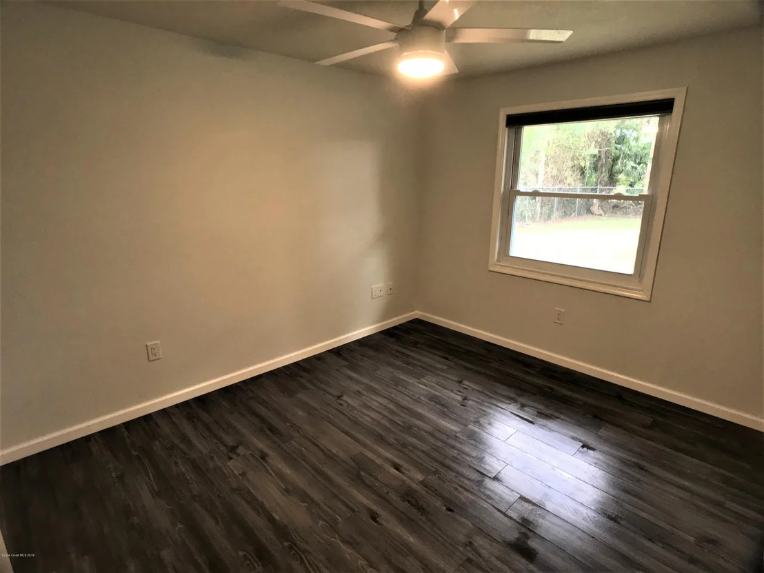 Photo of 151 Memory Lane NE