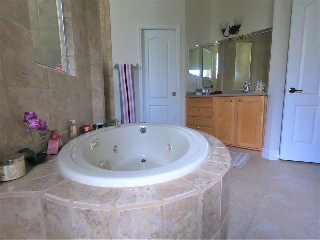 Photo of 1035 Starling Way