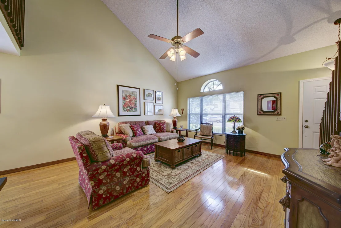 Photo of 1687 Clover Circle