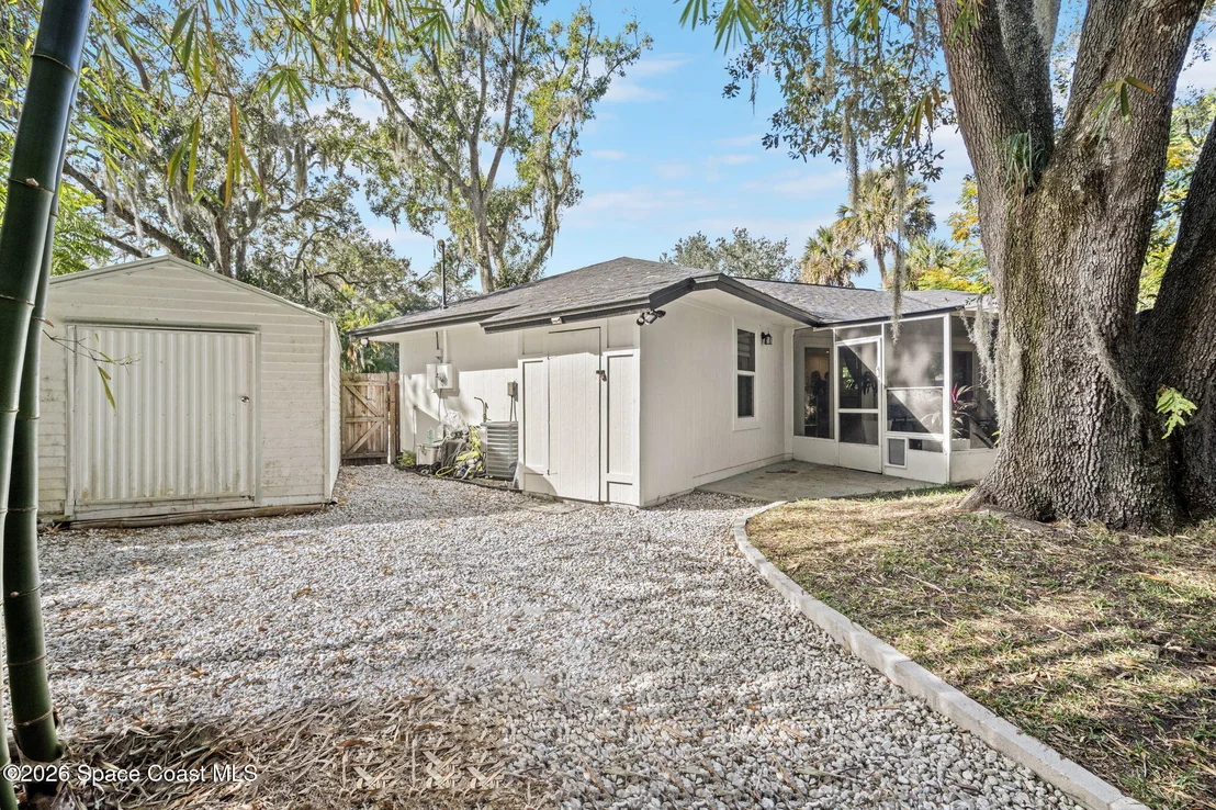 Photo of 7245 Madison Street