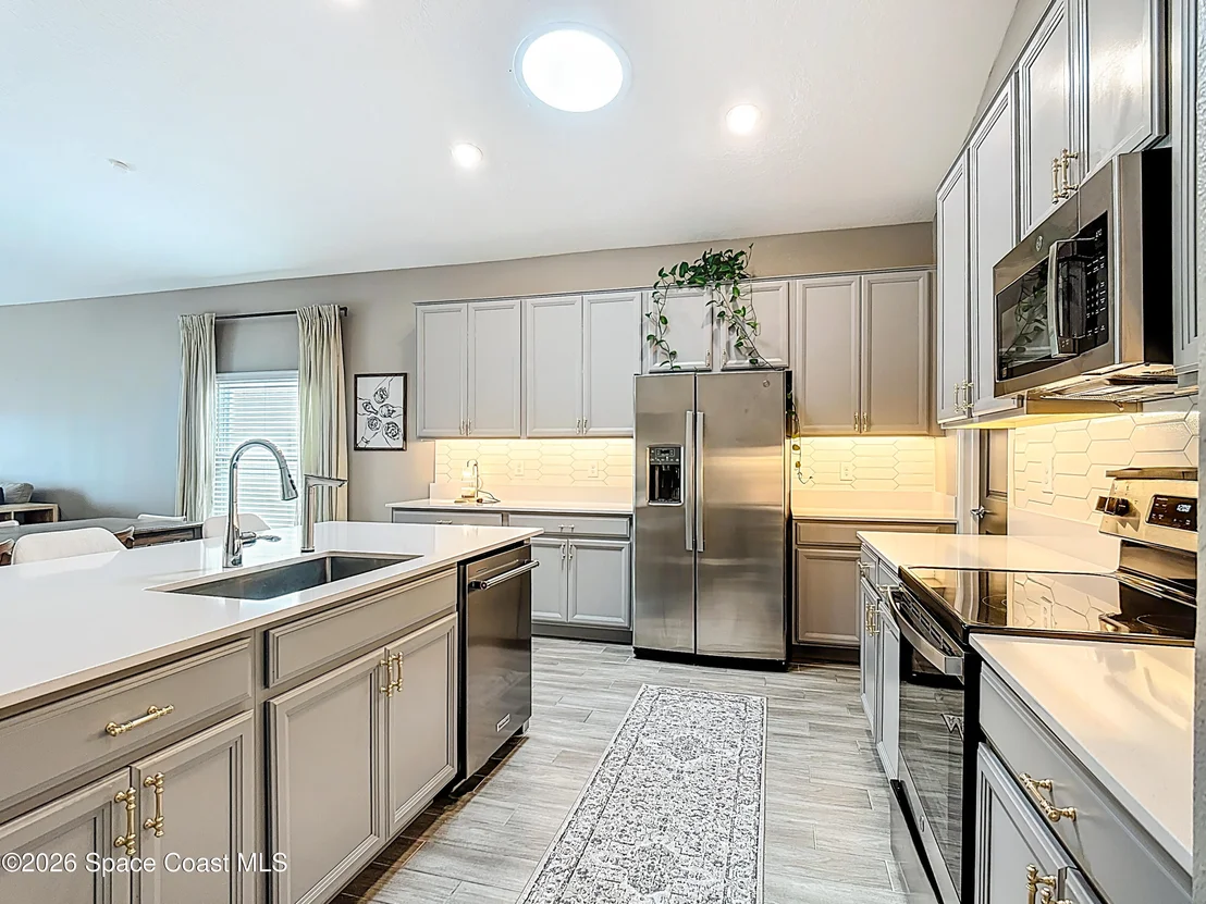 Photo of 4471 Holstein Street
