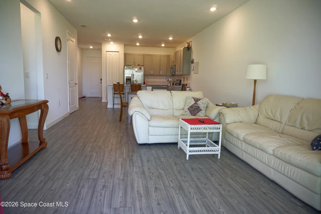 Photo of 1916 Cerulean Drive NW