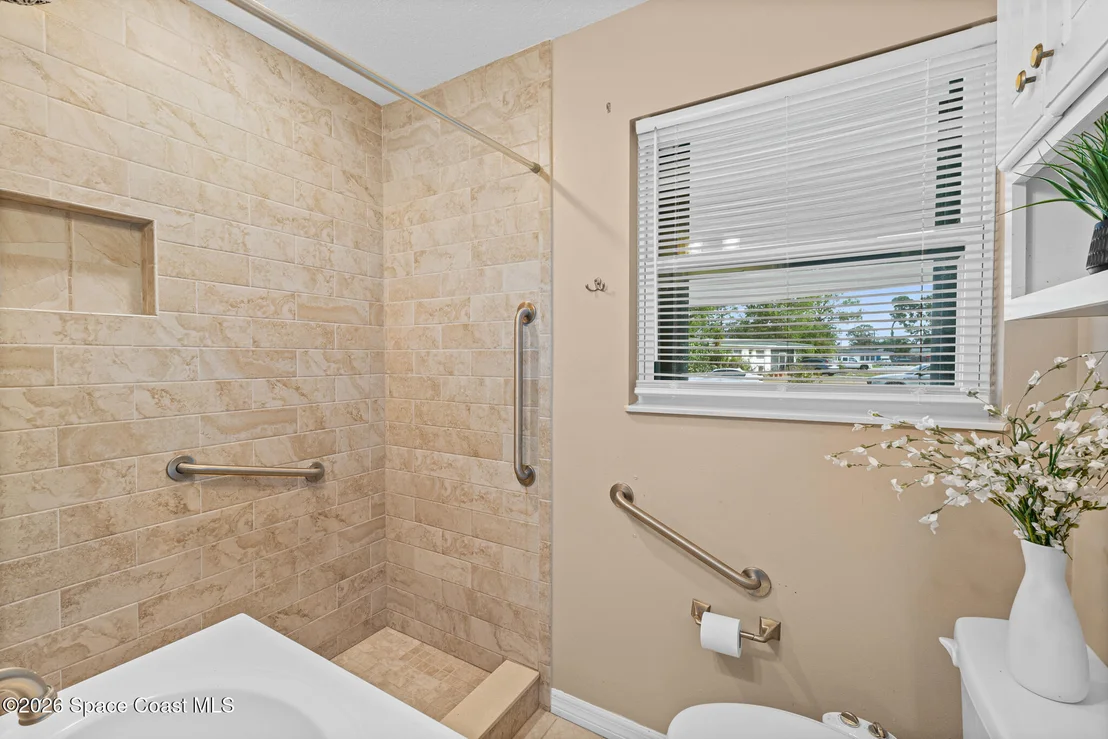 Photo of 1101 Hickory Lane