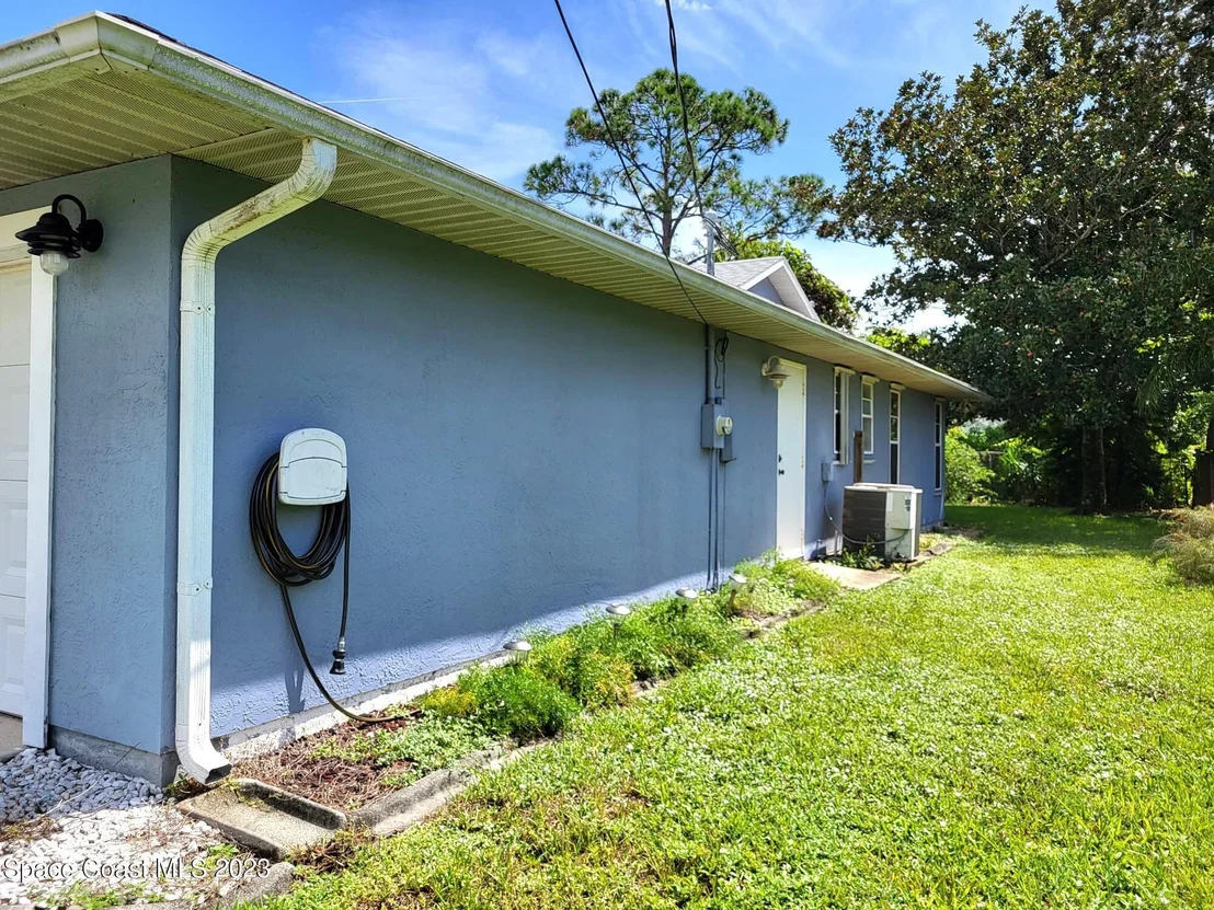 Photo of 4185 Ponds Drive