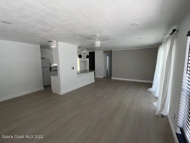 Photo of 865 Bianca Drive NE
