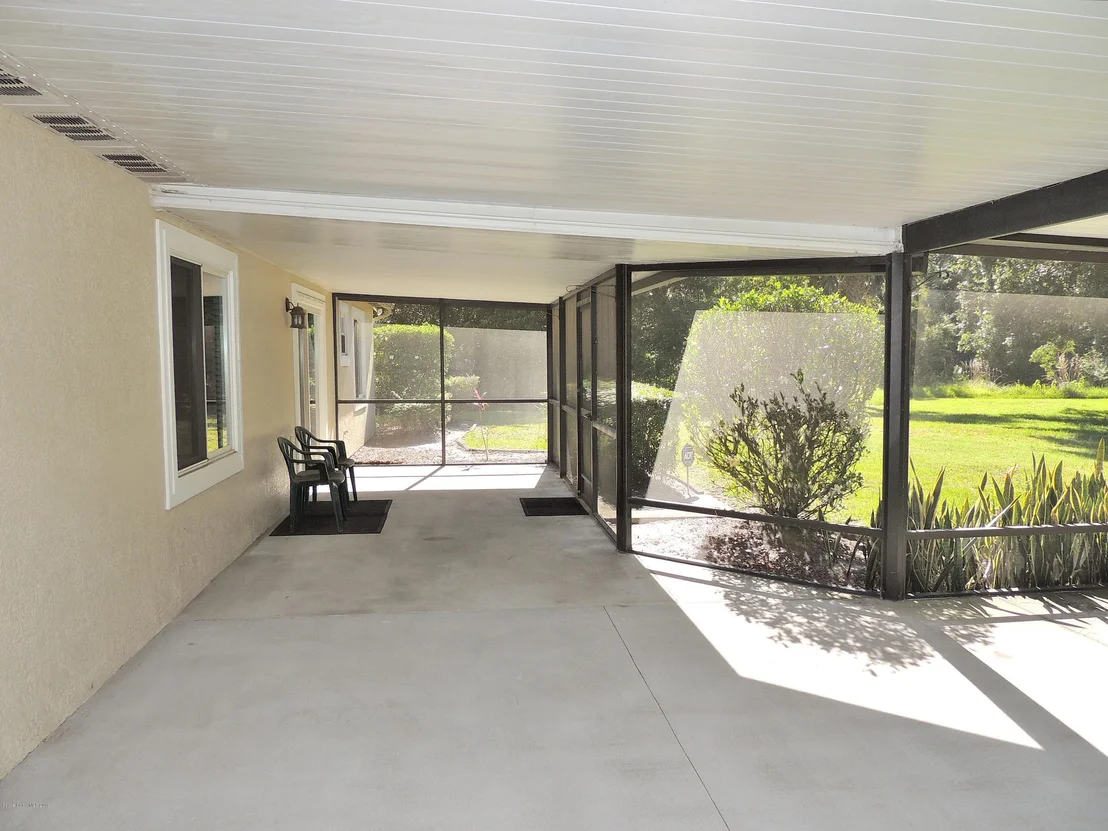 Photo of 1801 Laurel Oak Drive N
