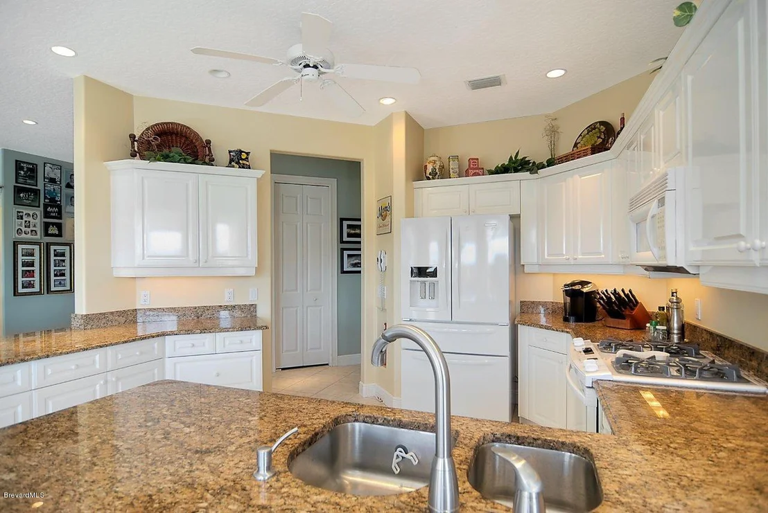 Photo of 334 Lanternback Island Drive