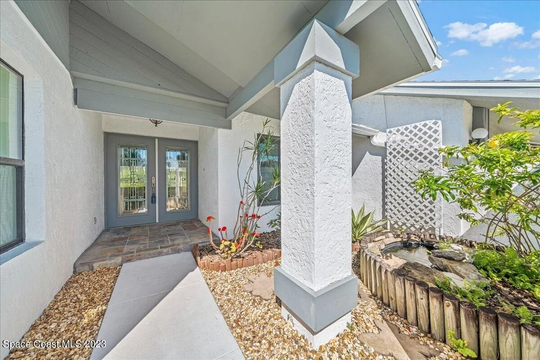 Photo of 508 Roystonia Palm Drive