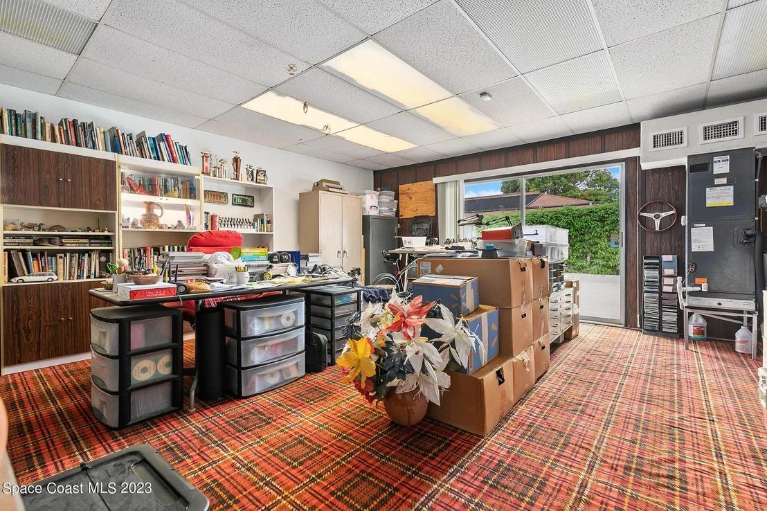 Photo of 598 Seabreeze Drive