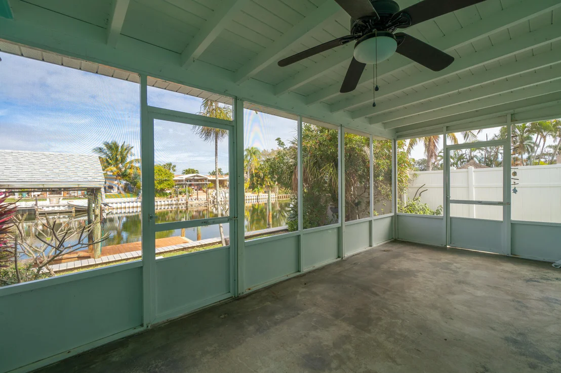 Photo of 453 Penguin Drive