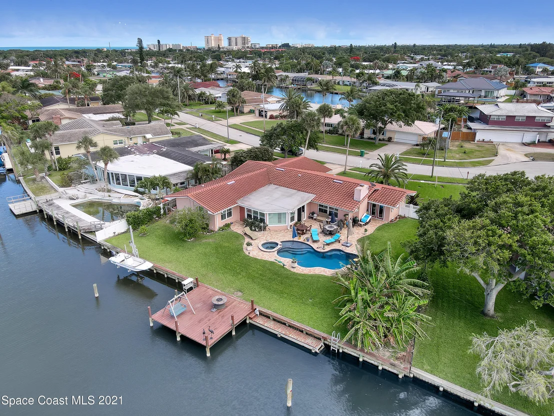 Photo of 227 Jamaica Drive