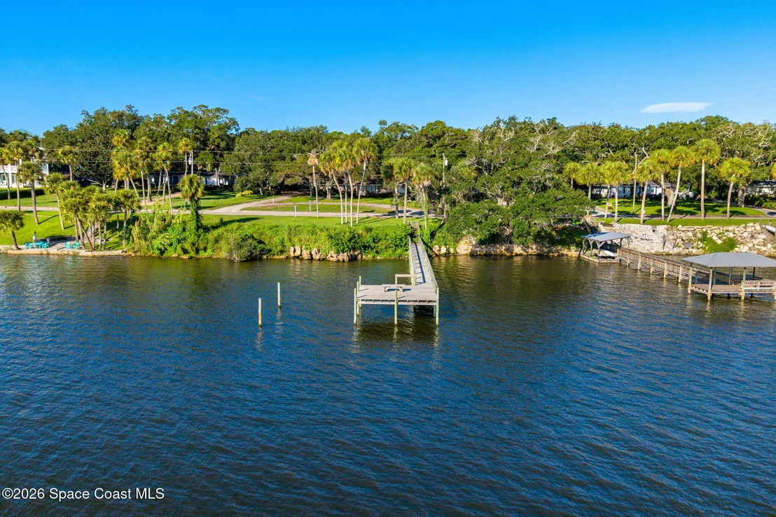 Photo of 925 N Indian River Drive