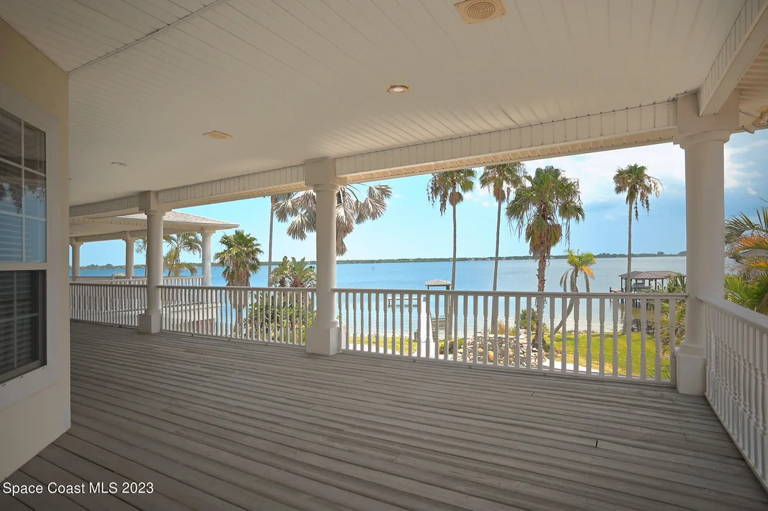 Photo of 6285 N Highway 1