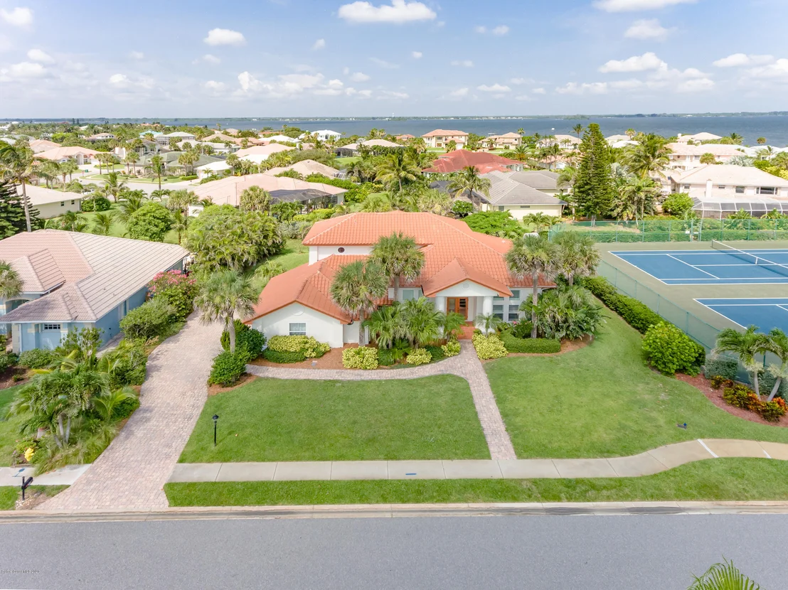 Photo of 202 Loggerhead Drive