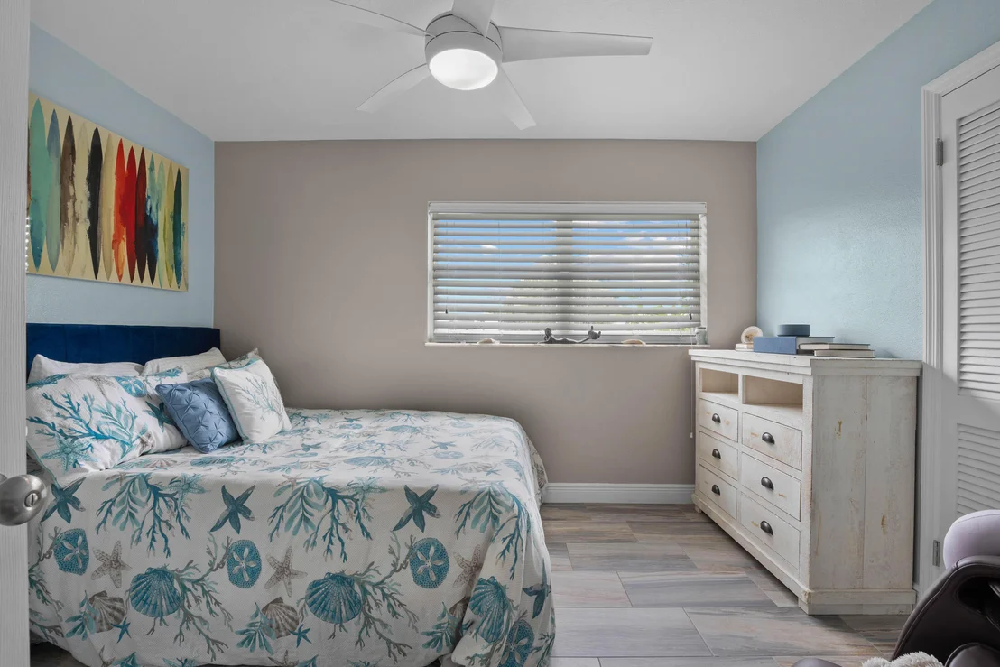 Photo of 340 W Exeter Street