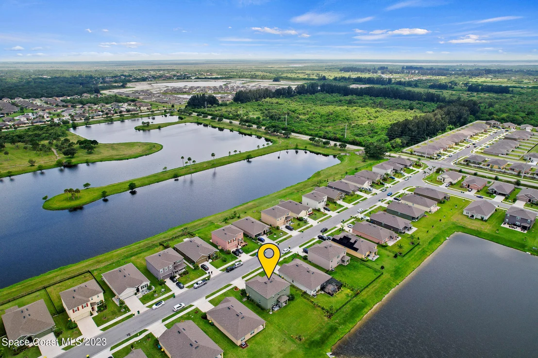Photo of 215 Sorrento Drive