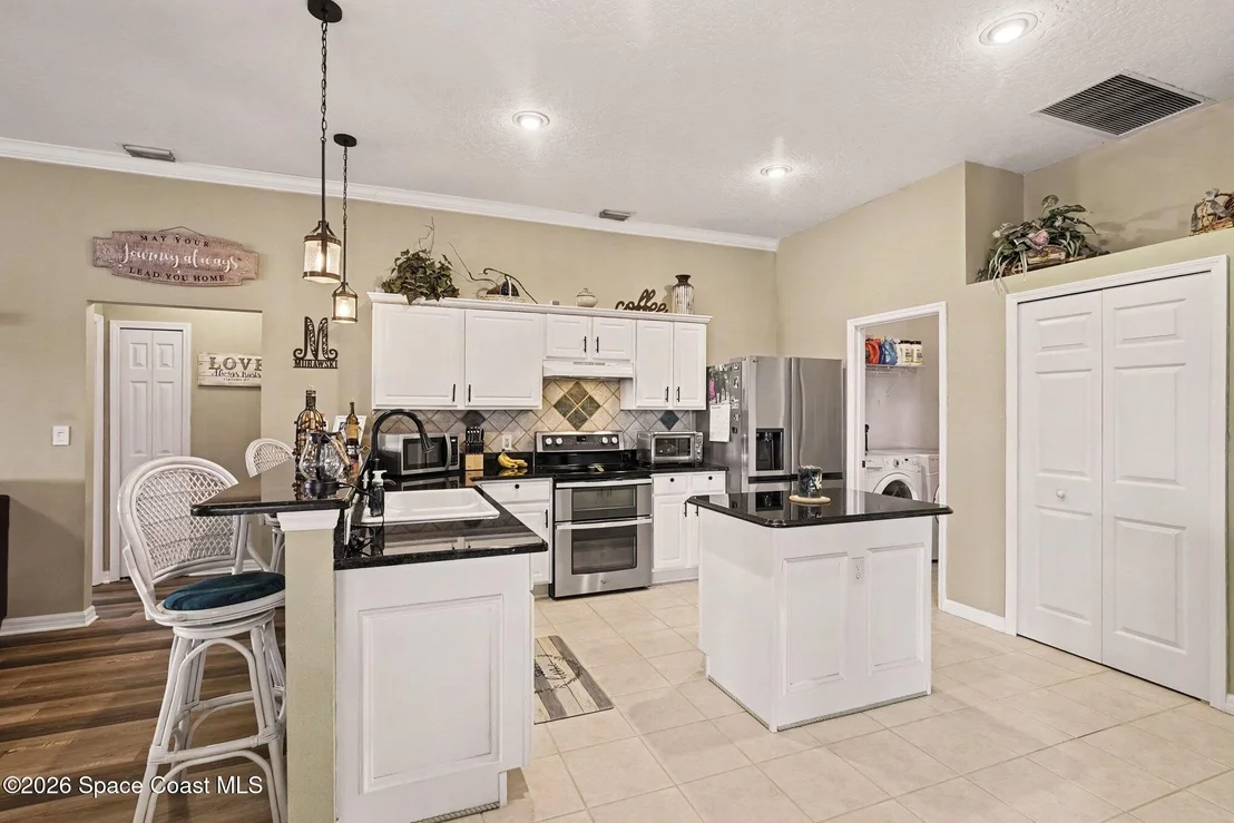 Photo of 1493 Old Millpond Road