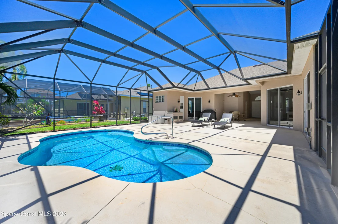 Photo of 3855 Waterford Drive