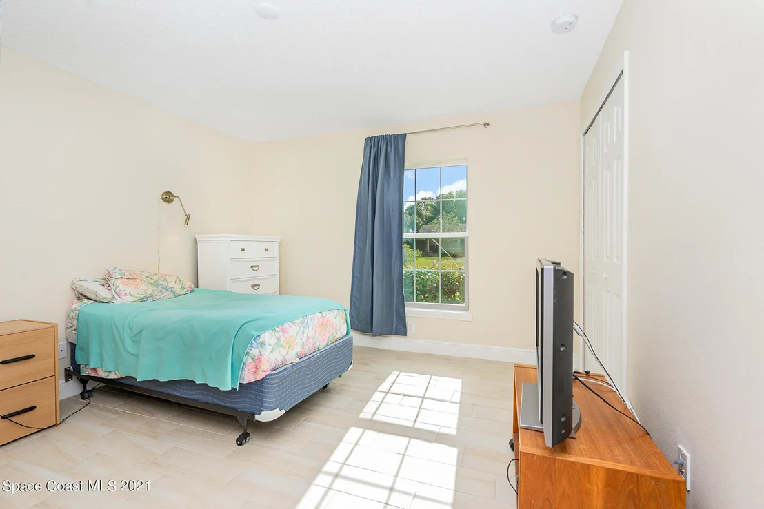 Photo of 5576 Flint Road