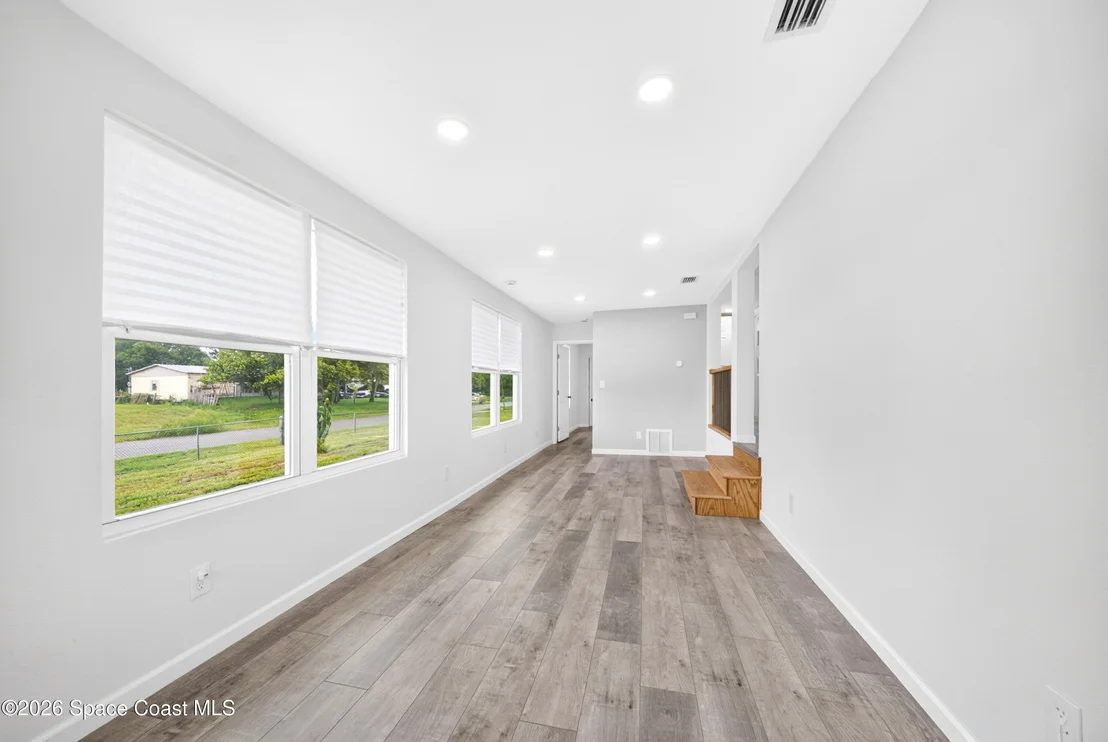 Photo of 3448 Populatic Street