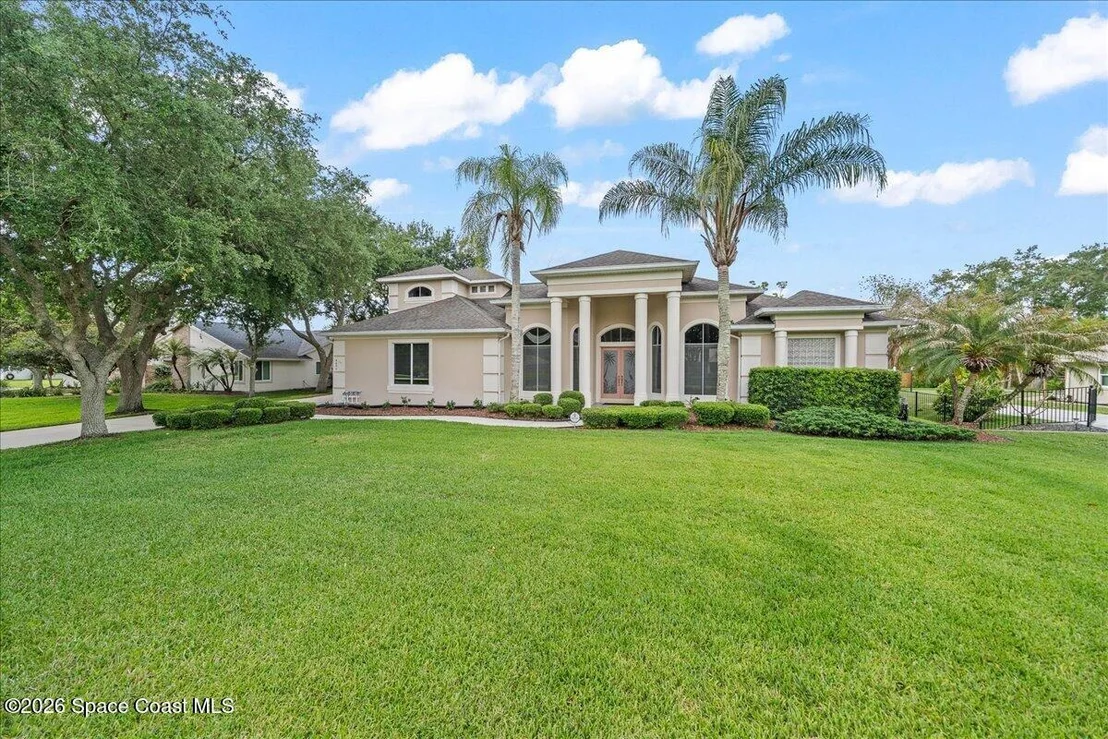 Photo of 4693 Canard Road