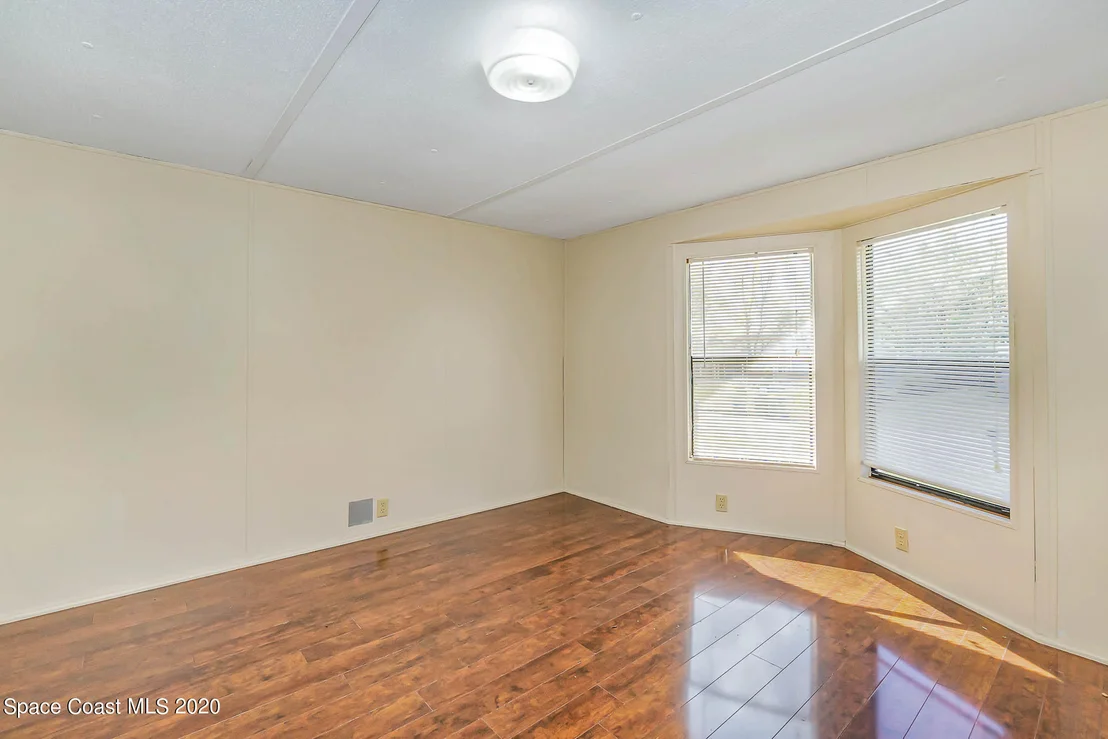 Photo of 131 Vanguard Circle