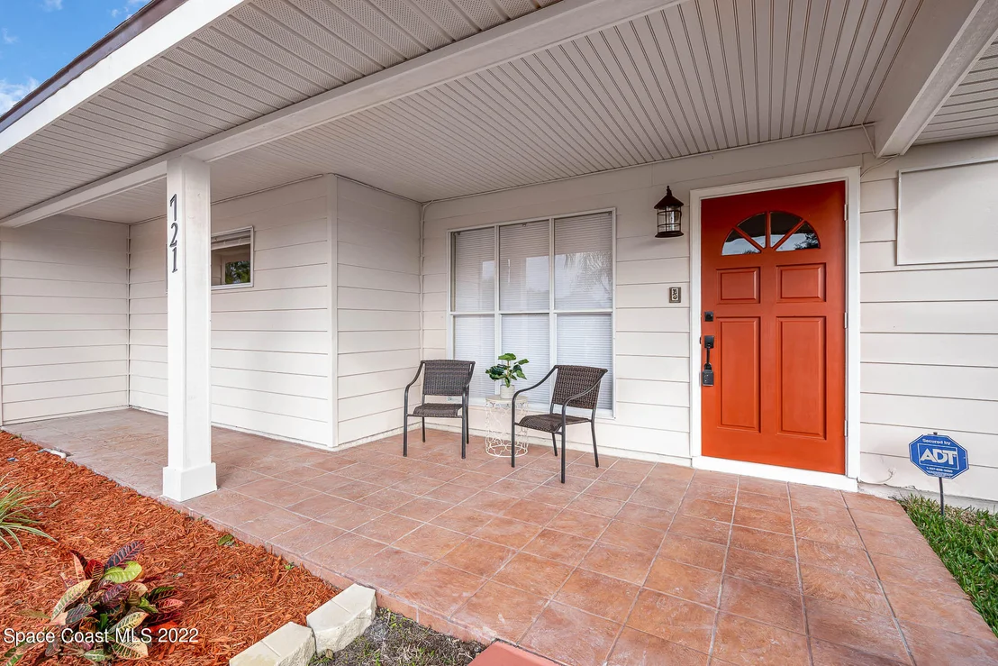 Photo of 721 Pebble Beach Avenue NE