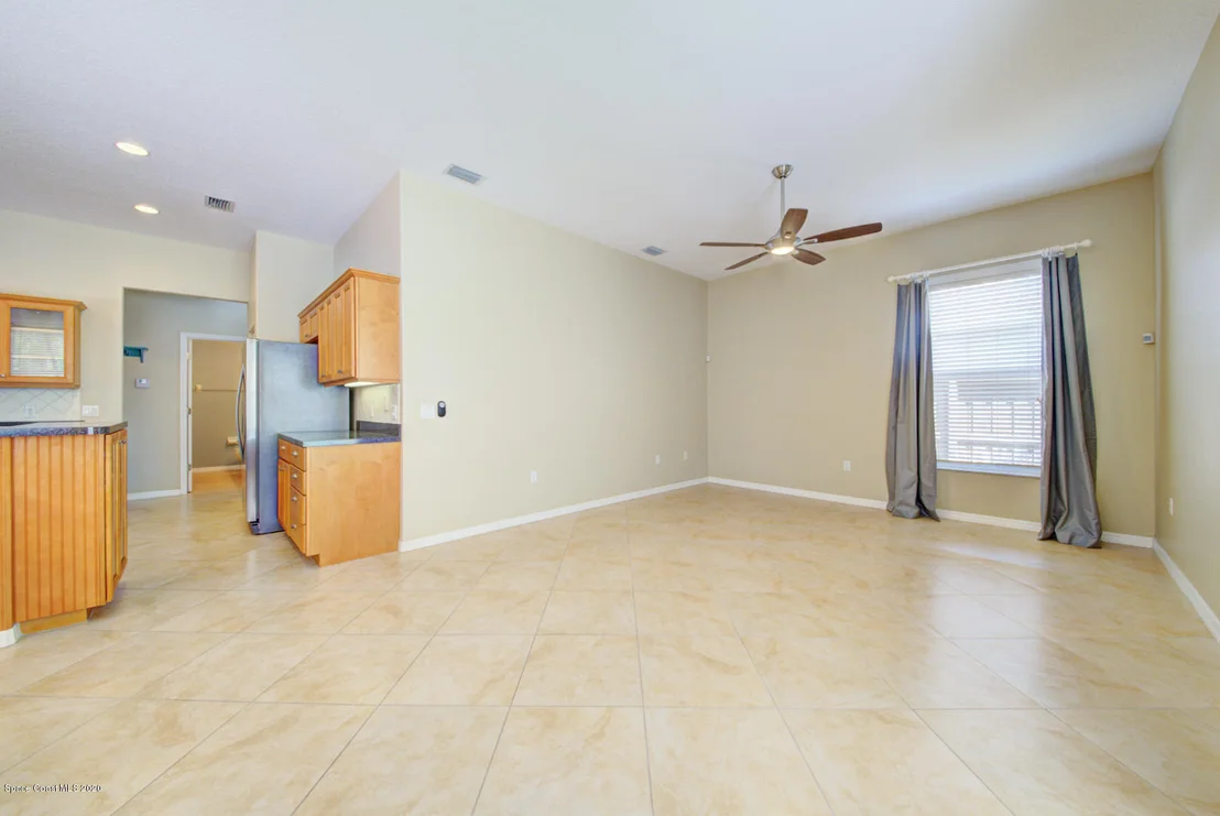 Photo of 4698 Alamanda Drive